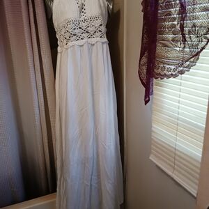 Elegant White Maxi Dress